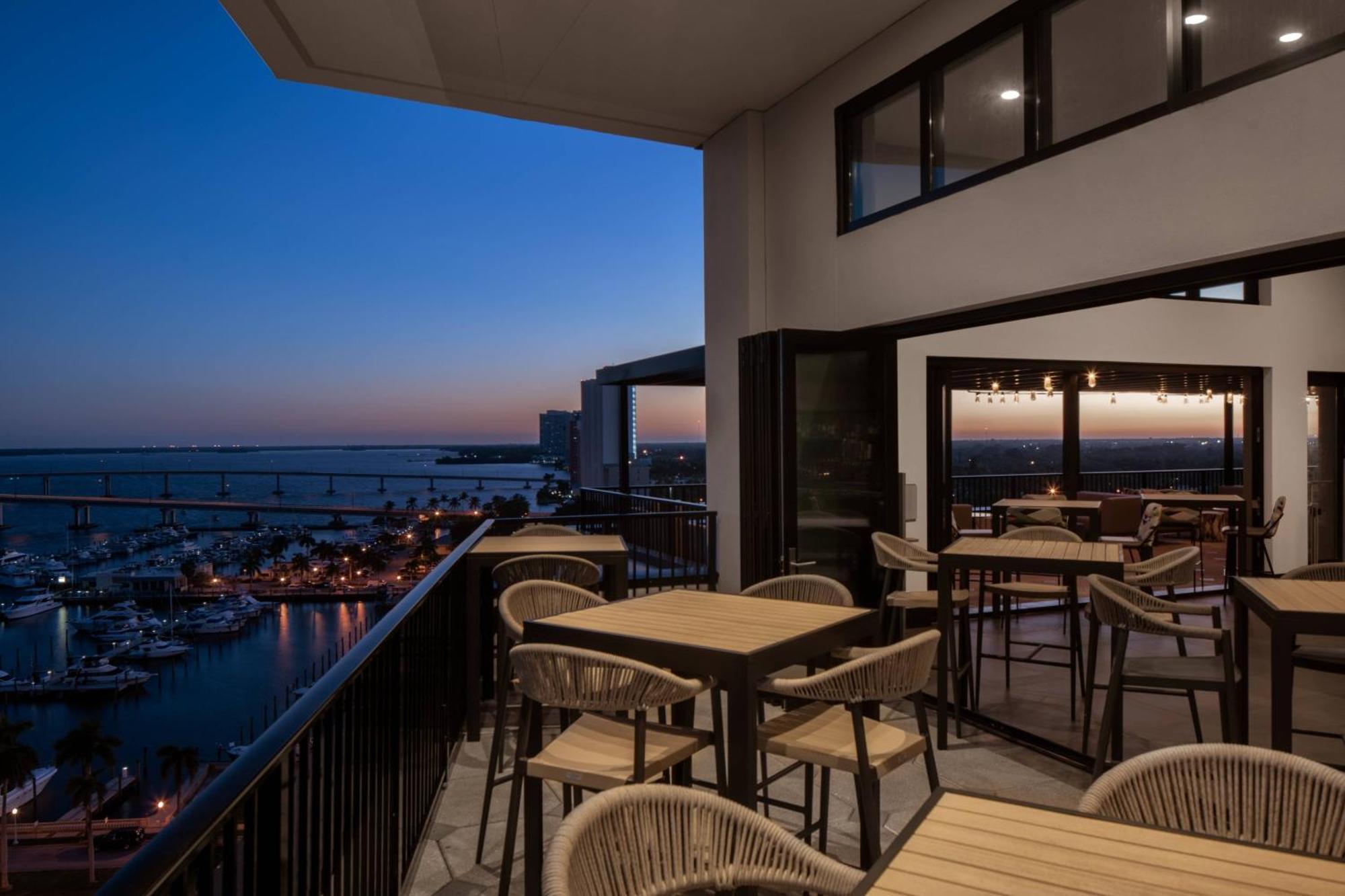 Luminary Hotel & Co., Autograph Collection Φορτ Μάγιερς Εξωτερικό φωτογραφία